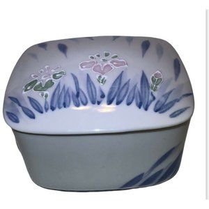 Porcelain Ceramic Square Blue/White/Pink Handpainted Jewelry Trinket Dish‎ Japan